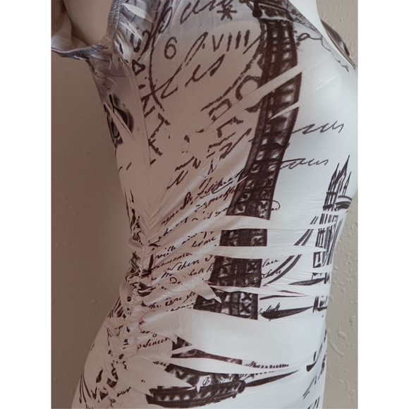 Forever 21 Cinched Paris Dress - Picture 6 of 9